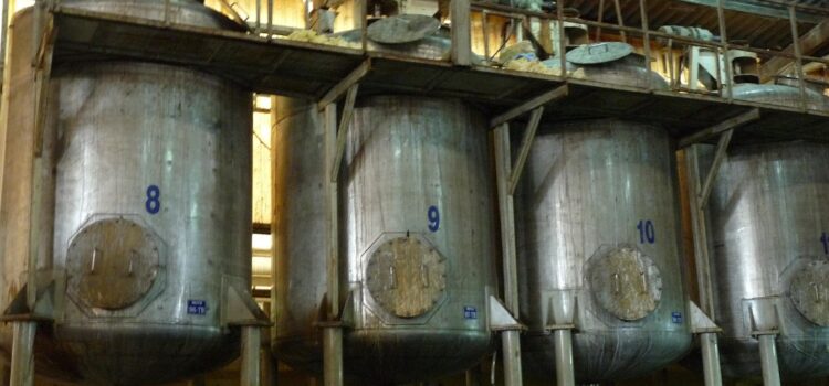 Mixing tank