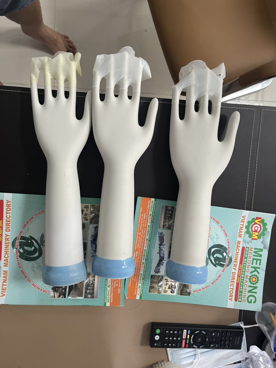 Gloves Former MEKONG TECH, MADE IN VIETNAM